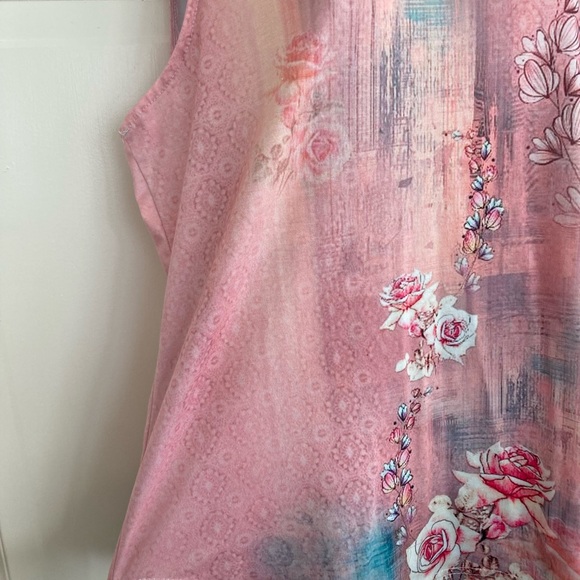 Floral Pink Sleeveless Top - Picture 2 of 4